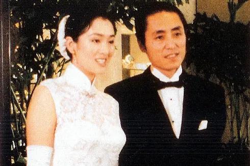 男女|31年前，张艺谋大胆出演，这段跨越千年的“禁忌之恋”太超前了