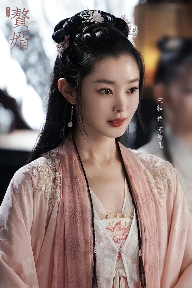 景甜|2021更胜原著小说女主TOP 10！景甜、白鹿上榜，迪丽热巴「晶晶」比小说更可爱