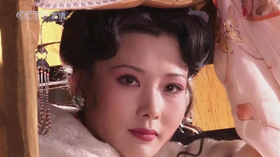 何赛飞|这6位女星的“狐狸眼”太美了,妩媚中透着灵动,媚到了骨子里