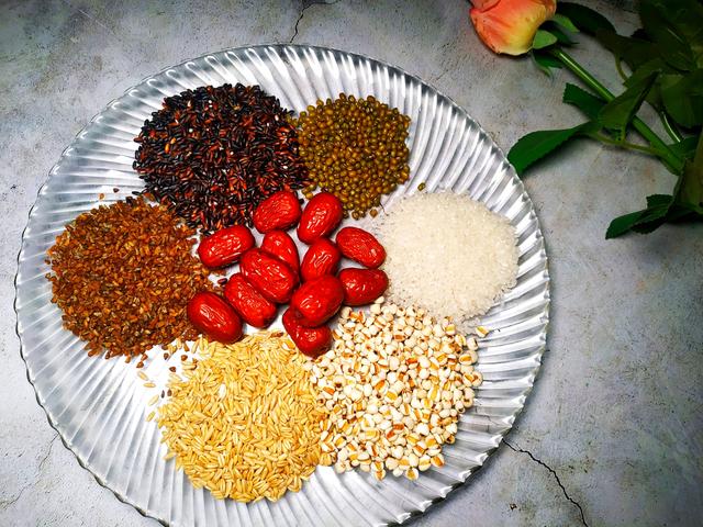 天气|寒露后天气转冷，早餐不能含糊，这粥营养又滋补，家人常吃更受益