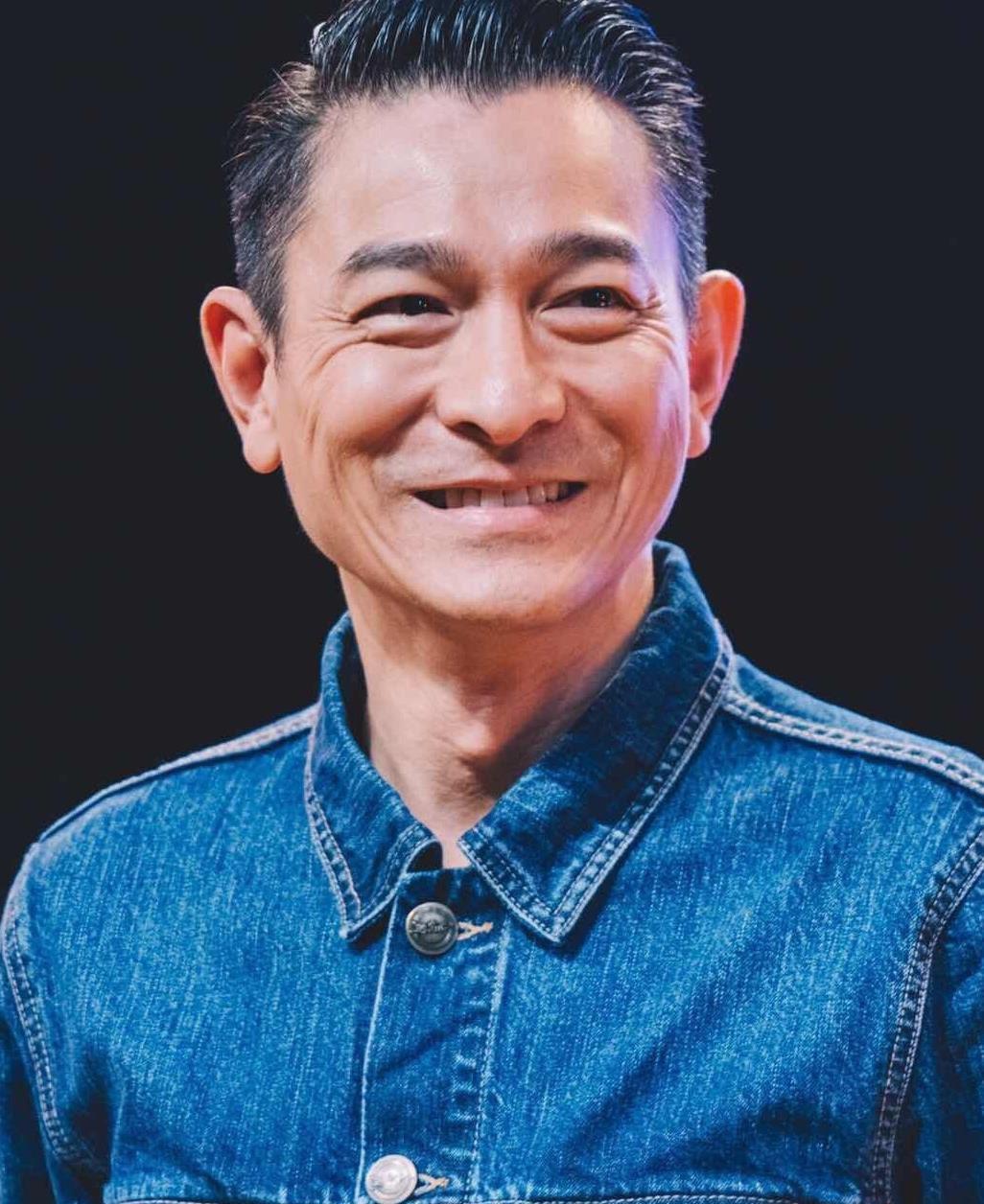 娱乐圈5位爱国明星,刘德华周星驰入选,既有 咖位 又有正能量