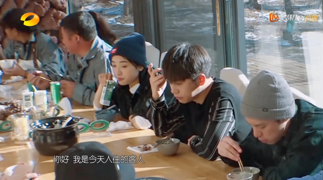 对比|沈月的早餐，姜梓新的早餐，真的是没有对比就没有伤害！