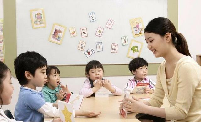 家长|当幼儿园老师到底能有多累？几张图完美诠释，隔着屏幕都能感觉到