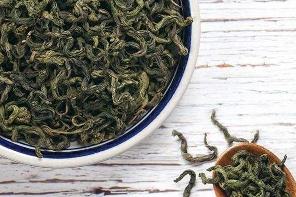 硫化物|这3种零食越吃嘴越“臭”,一说话就尴尬,很多大人却爱到不行!