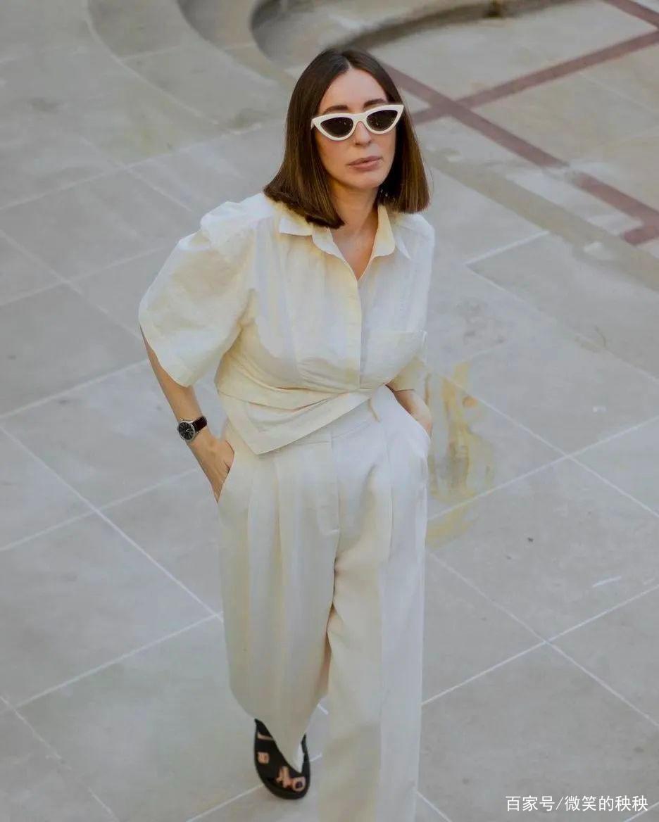 身材|入秋后买裤子，这一款真值得考虑，藏肉又有型