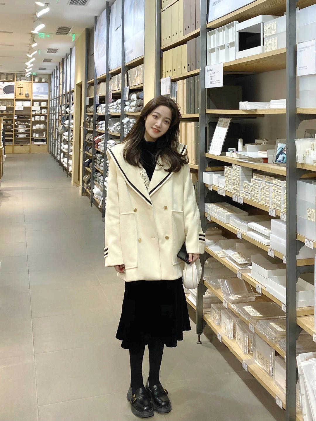 天气|秋天火了一种单品,叫“呢子裙”,时髦百搭又温柔,日常不挑人