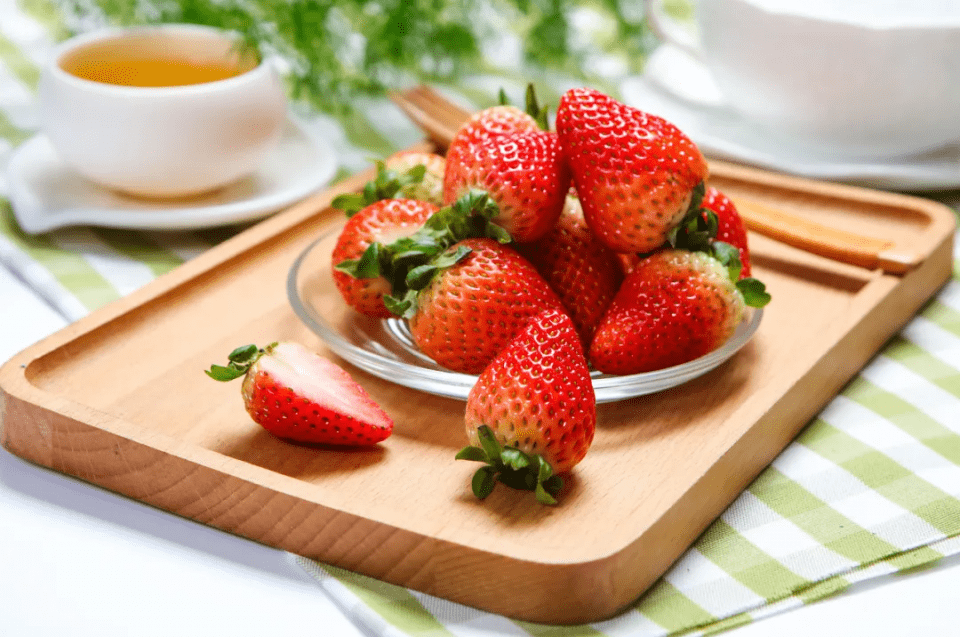 西瓜是低热量还是高热量 42c03f65b03f43e28da5bbecf1f06353.png