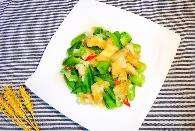 亲友|晒晒给孩子们做的早餐,简单营养,亲友:送外卖不?