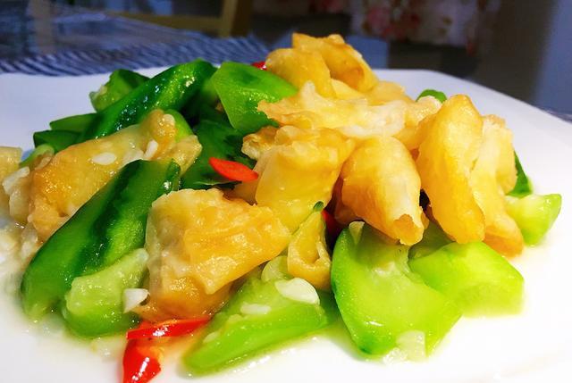 亲友|晒晒给孩子们做的早餐,简单营养,亲友:送外卖不?