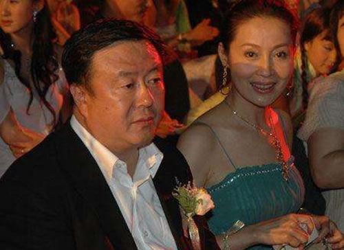 萧承煦|失婚女人邬倩倩:年老色衰去整容?膝下无子,抚养侄女抱团取暖