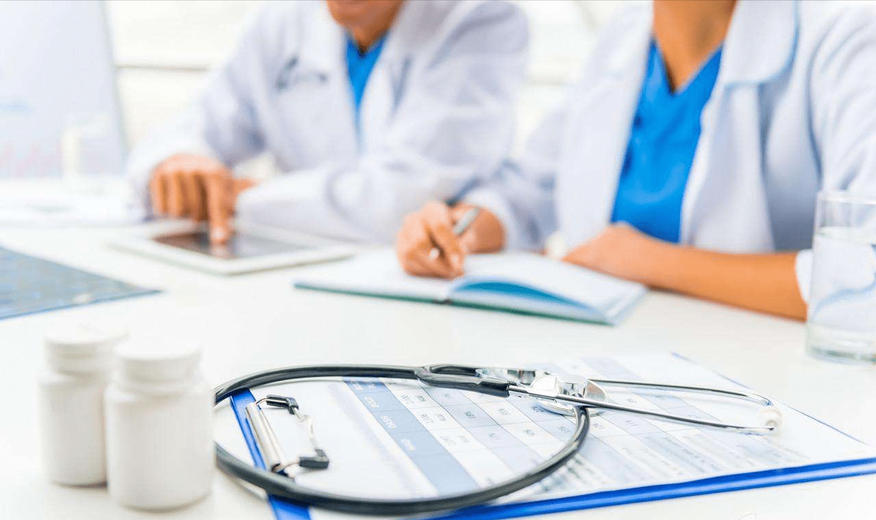 治疗|肌酐越低代表肾功能越好？降肌酐就能避免尿毒症？日常4法助肌酐稳定