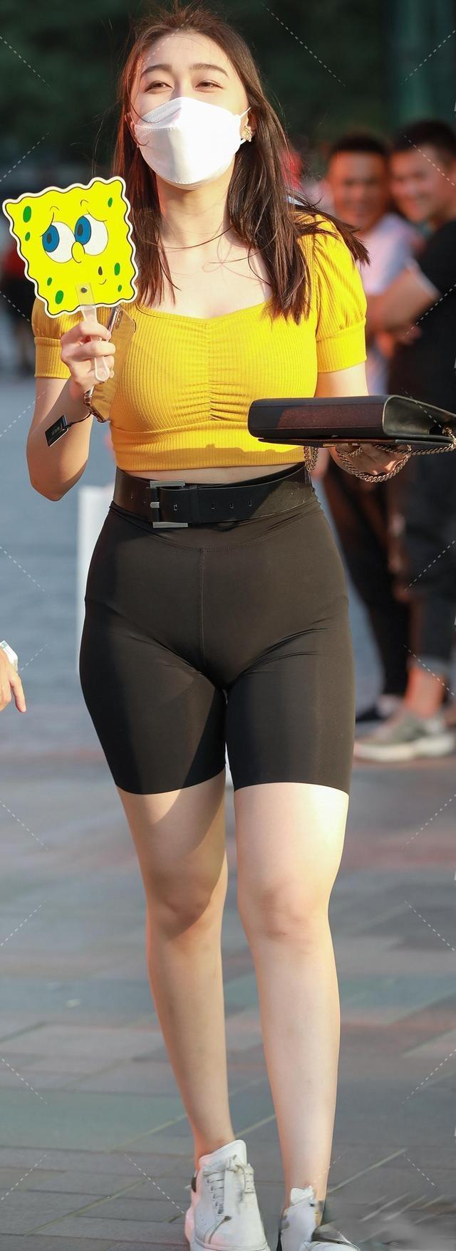 下半身|婉约别致的瑜伽裤穿搭让气质随之而来，轻盈舒适又优雅，女神气质