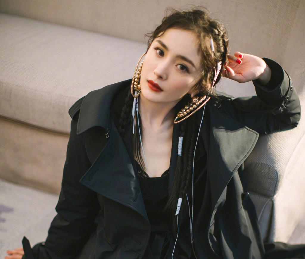 演技|他曾是快递小哥，因“长得帅”被杨幂一眼看中，如今火得发紫！