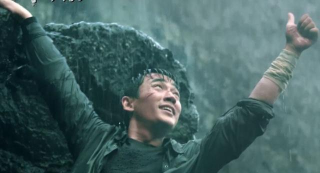 业内人士|《峰爆》口碑坍塌，被讽《上海堡垒》第二，惨遭业内人士犀利吐槽