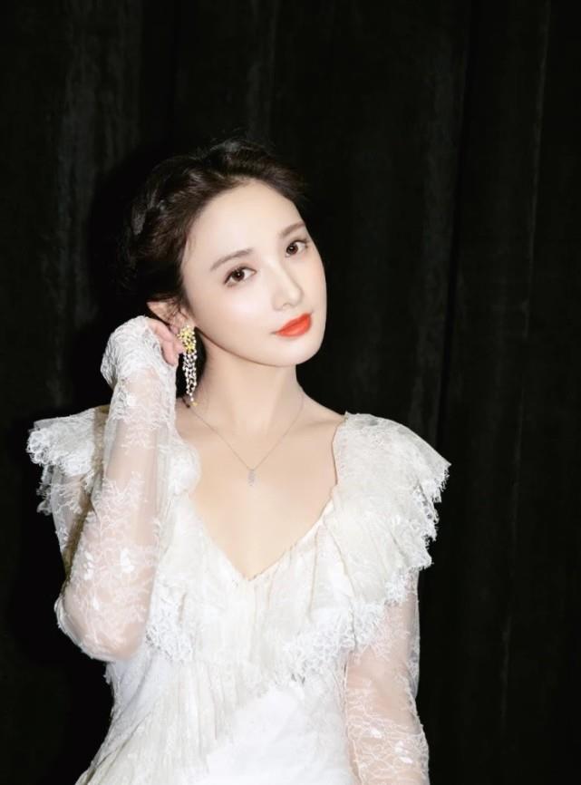 女神|《东宫》之后彭小苒有新剧要播,颜值依旧很高,男主还是超帅的他