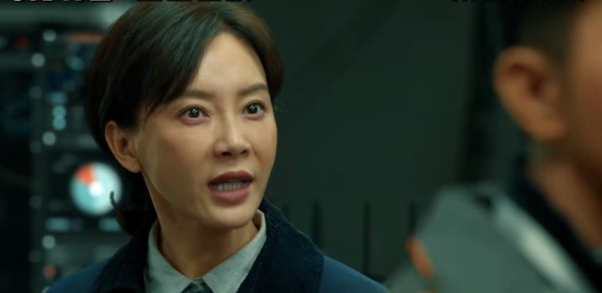 国产|票房破3000万,2天逆袭《怒火·重案》夺冠,朱一龙果然是票房锦鲤