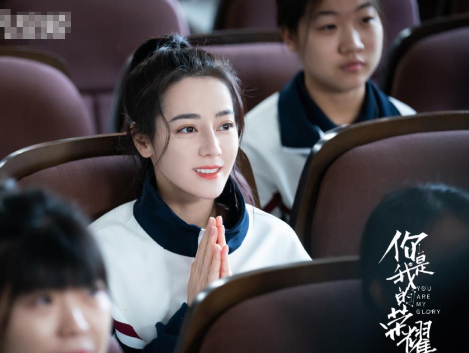 一手|你是我的荣耀：于途送乔晶晶礼物却不说，给剧情埋下一手伏笔