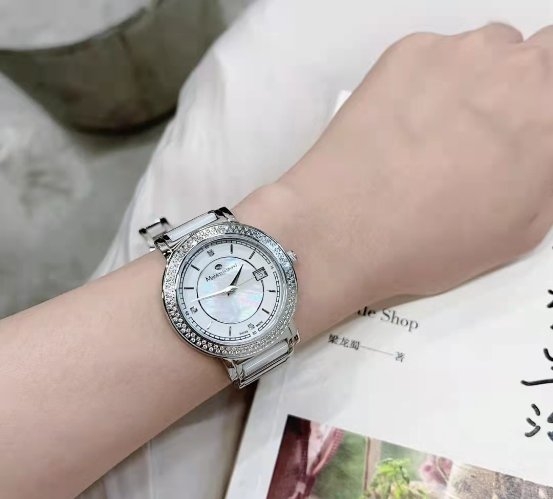 贝母|迈格朗锆石贝母表火了，他们家竟然藏着这么多神仙女表