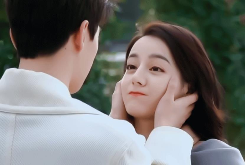 洛基|又一部新剧开播即爆款！刚播一集评分就高达9.3，男主帅绝了