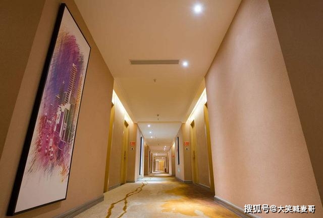 有这样一个旅馆,即使已经客满,仍然可以继续接收新客人_希尔伯特