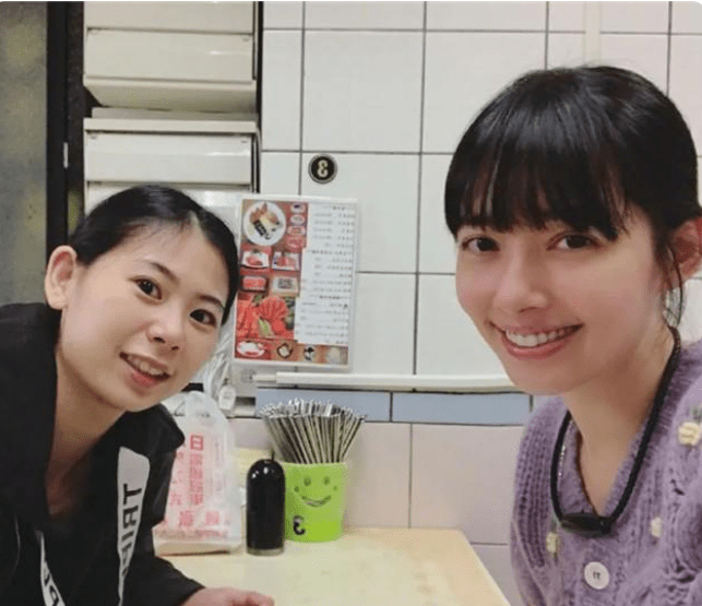 杨颖|被“齐刘海”坑过的女星们，明明是美艳大气，有刘海就成土气小妹