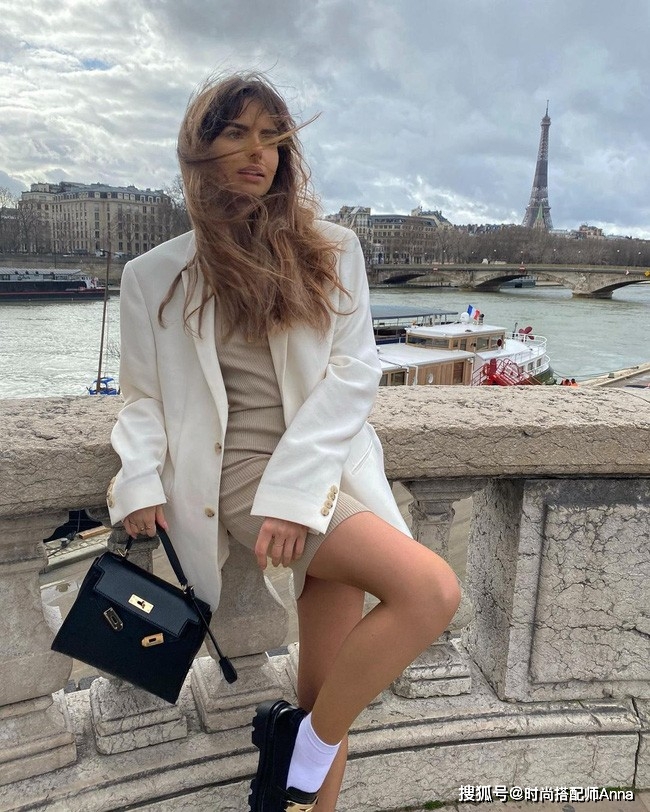 经典|多少个秋天过去了,法国姑娘依旧只爱这3款西装外套,太气质了