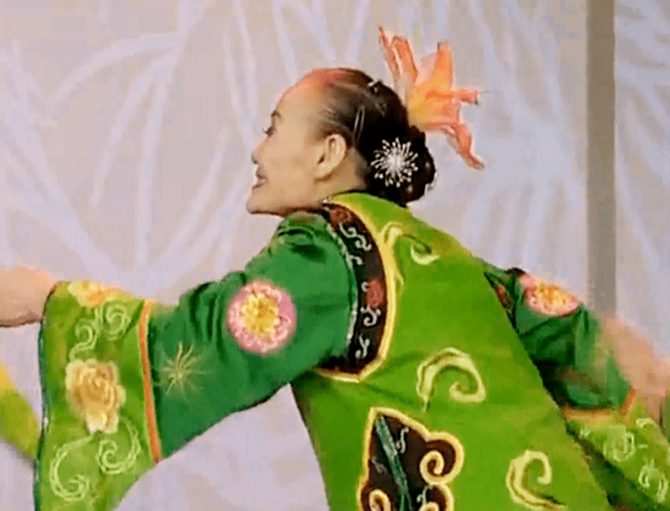 舞美|穷到几千块都要“斤斤计较”的河南卫视，为什么能成晚会网红？