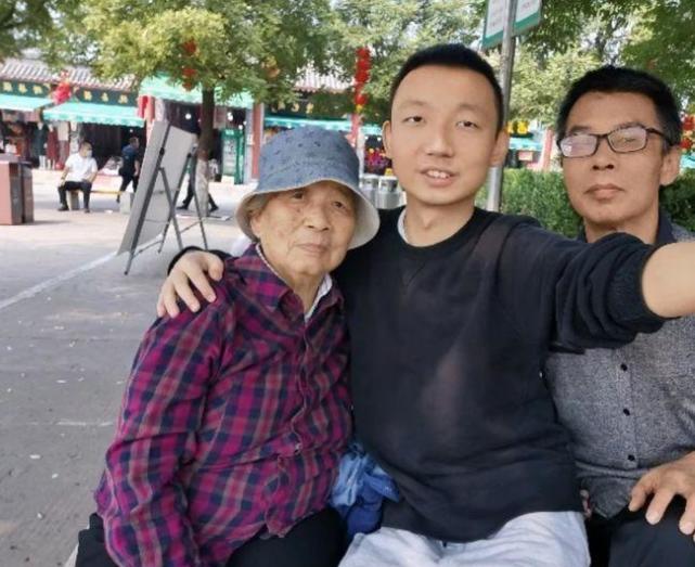 新枝|姚策和春姨的录音曝光,几个细节证实,姚策或许不想还房子