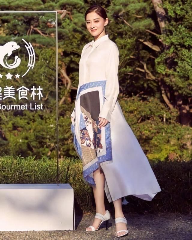 季节|又到穿“衬衫”的季节，怎么搭才优雅高级？梅婷的技巧很值得借鉴