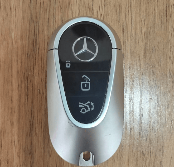 体验奔驰s450l科技感十足豪华感欠缺外观似e级钥匙有意思