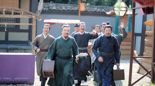 治疗|《君九龄》：为何那些京城医生愿意追随君九龄去治疗痘疮？