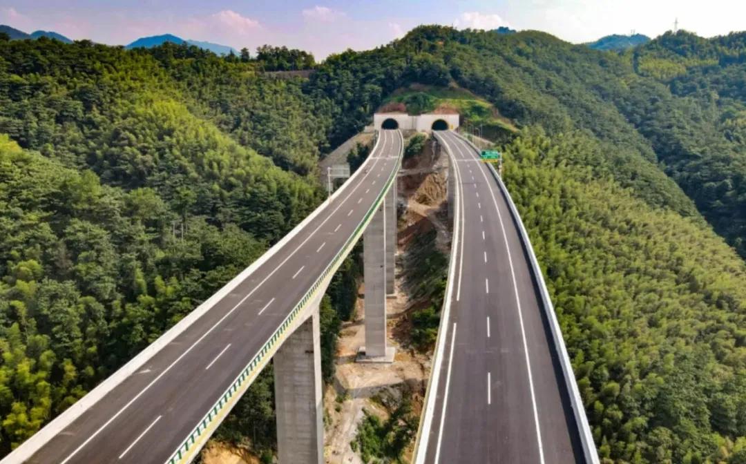 头条萍莲高速9月28日通车计支宝助力打造幸福天路