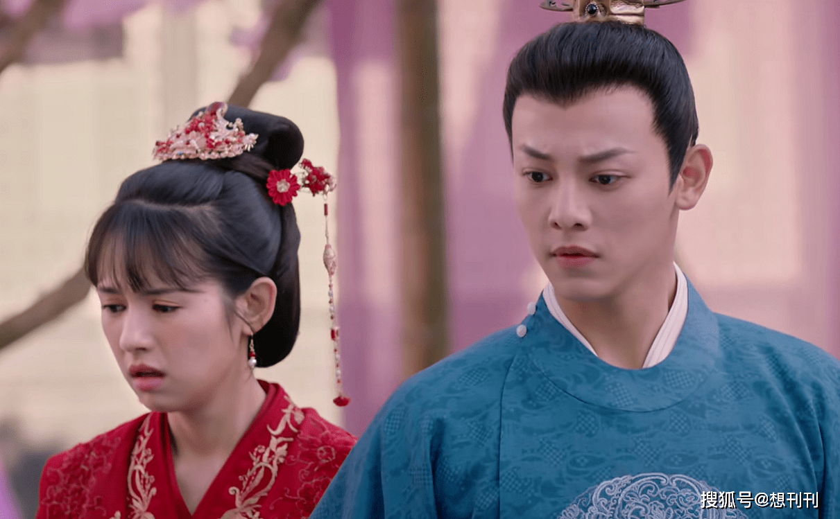 什么|五毒俱全！网剧主角配角一个比一个辣眼睛，整容崎岖超龄演技差…