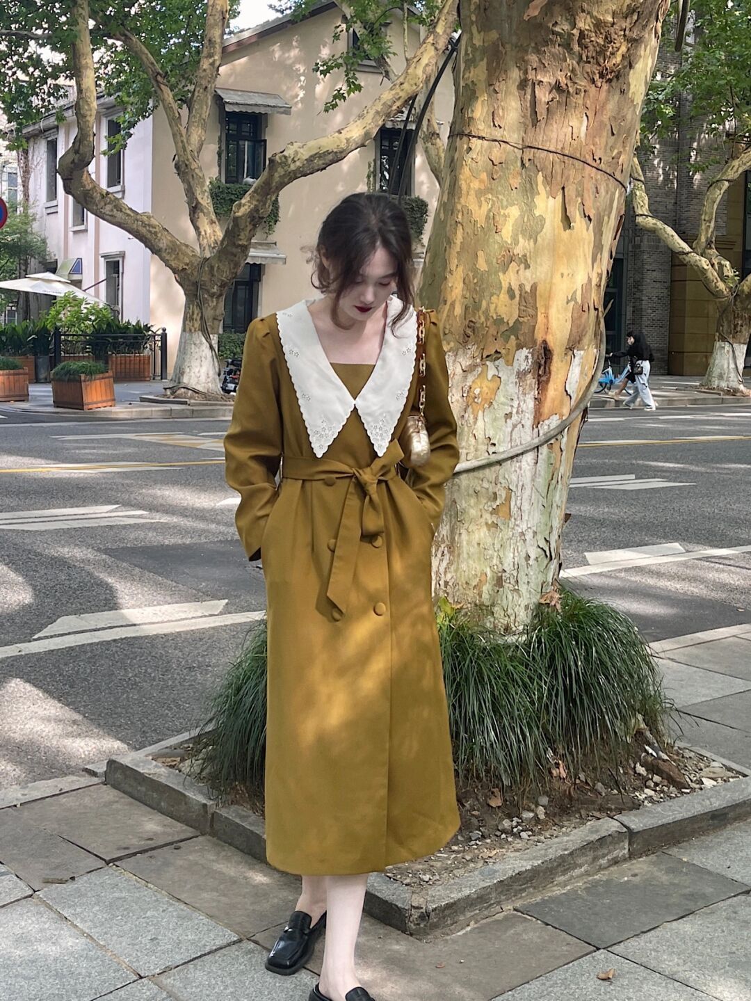 橄榄绿 秋天怎么穿出高级感？看看这些穿搭造型，个性独特又有气场
