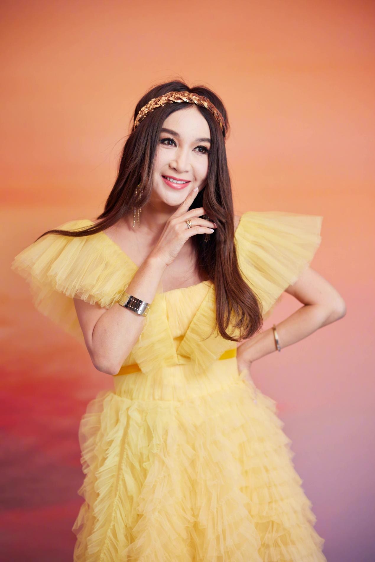 身材 Twins合体邓紫棋瘦脱型，景甜廉价礼服穿出富贵感，温碧霞似公主