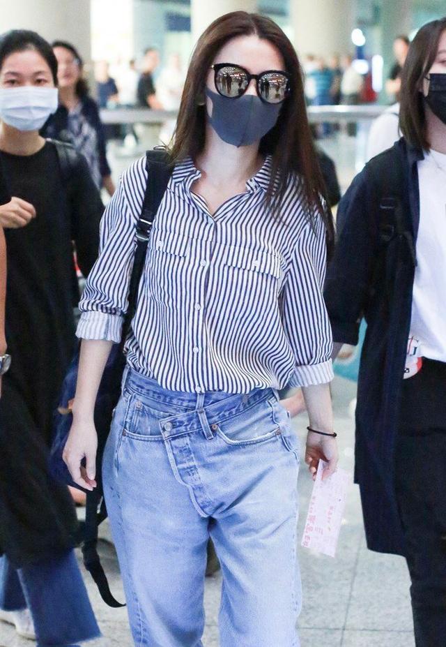 青春 37岁田馥甄素颜好白嫩,穿牛仔裤减龄腰却大了半圈,88斤体重不假