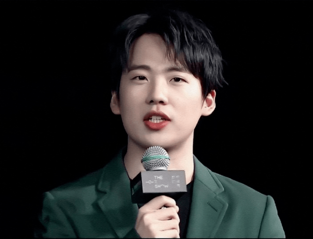 深扒全中国最早出来打工的富二代郭麒麟的惨痛成长史