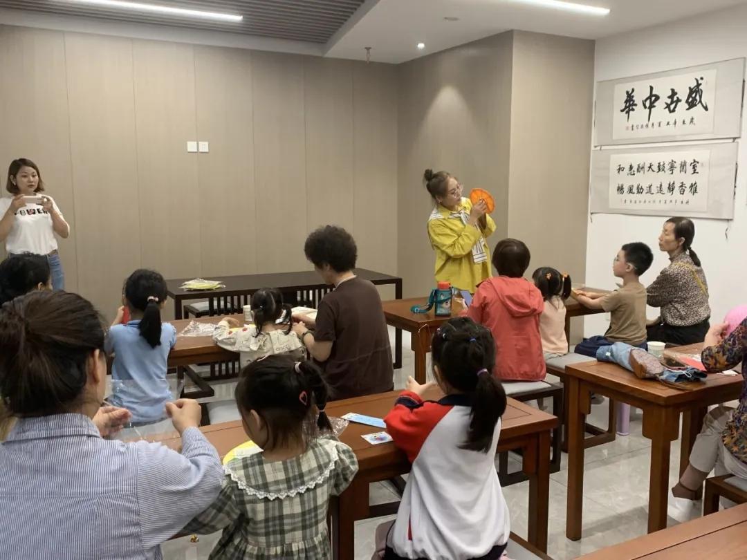 节日|吃月饼、做灯笼……航天基地这样欢度中秋佳节！