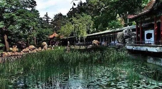 阳泉南山公园，始建于1958年，集古今造园之精粹