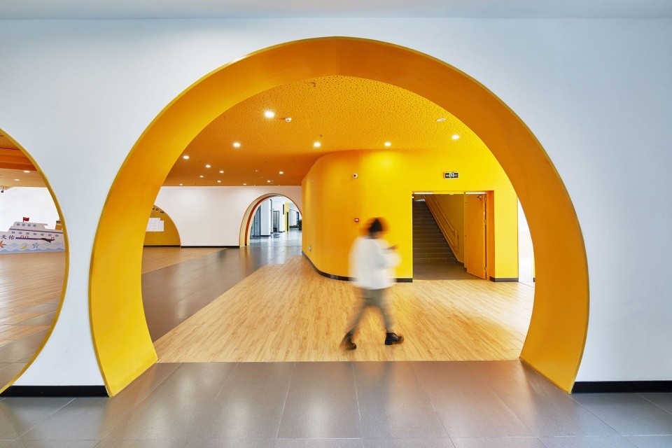 设计|幼儿园和小学一体的贵族学校，这设计真绝！