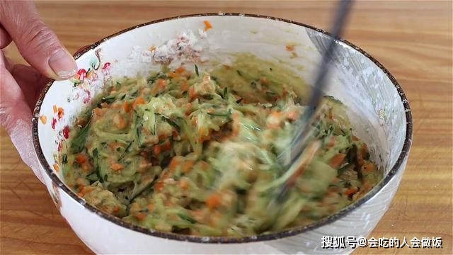 做法|降温了，包子馒头靠边站，早餐就吃它，6分钟搞定，太香了