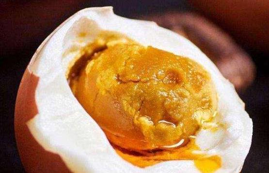 怎么腌咸鸡蛋又快又好吃 158c8c5c9caa461e9943ccc331993183.jpeg