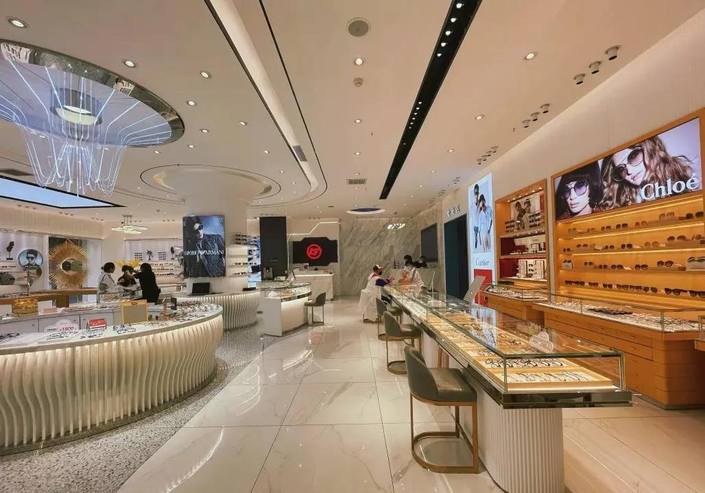 也深入人心一直是兰州人的首选兰州科达眼镜第一家门店正式开业1986年