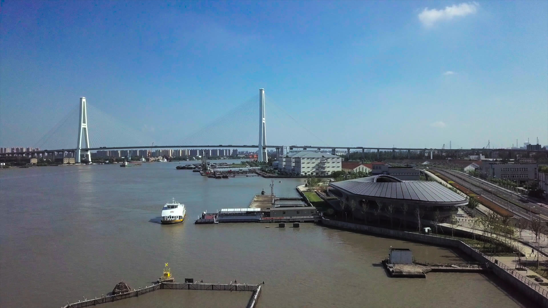 上海轮渡三港线