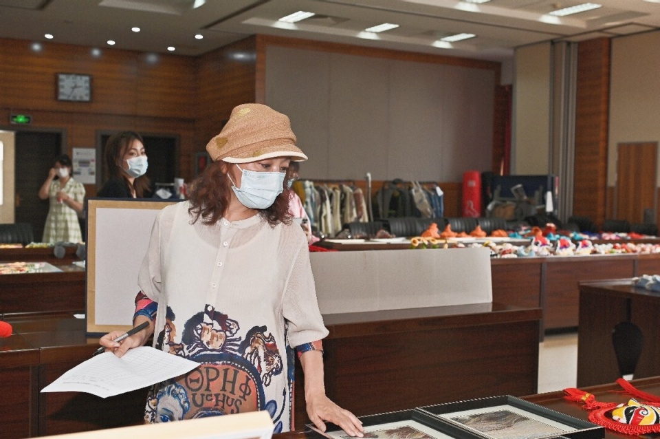 手工 第五届“雪莲杯”羊绒服饰及手编作品创意邀请赛完美收官