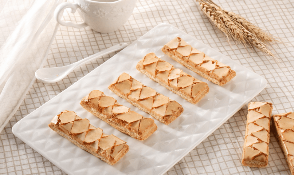 小铺|零食小铺成为上交所首家“云上市”企业