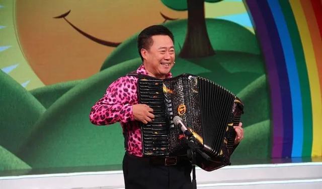 痛失爱徒26年，相声演员博林，如今过得怎么样？！_洛桑