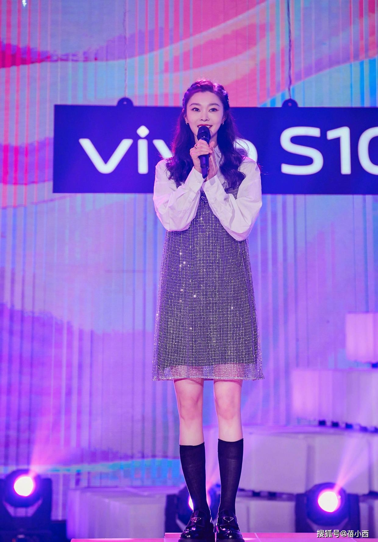 宋轶 “宋轶”美到骨子里，谁也没想到，叠穿还能穿出这样的高级感！