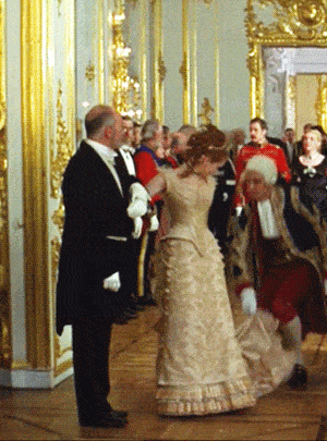 巴斯尔 欧洲古典服饰|这6部电影里有最好看的巴斯尔裙