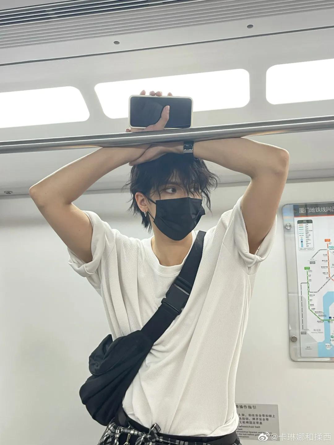 真帅哥老婆在外给别人当老公，好惨一男的？